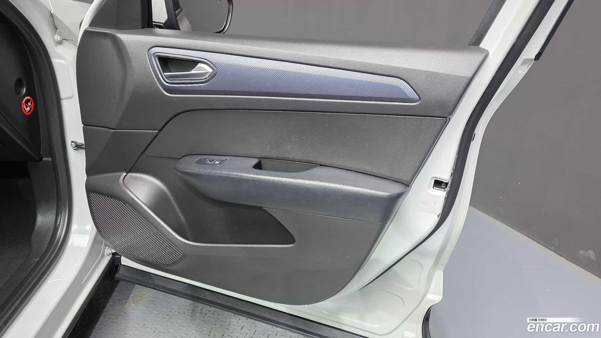 XM3 Renault Korea 2020.11-INNER-034