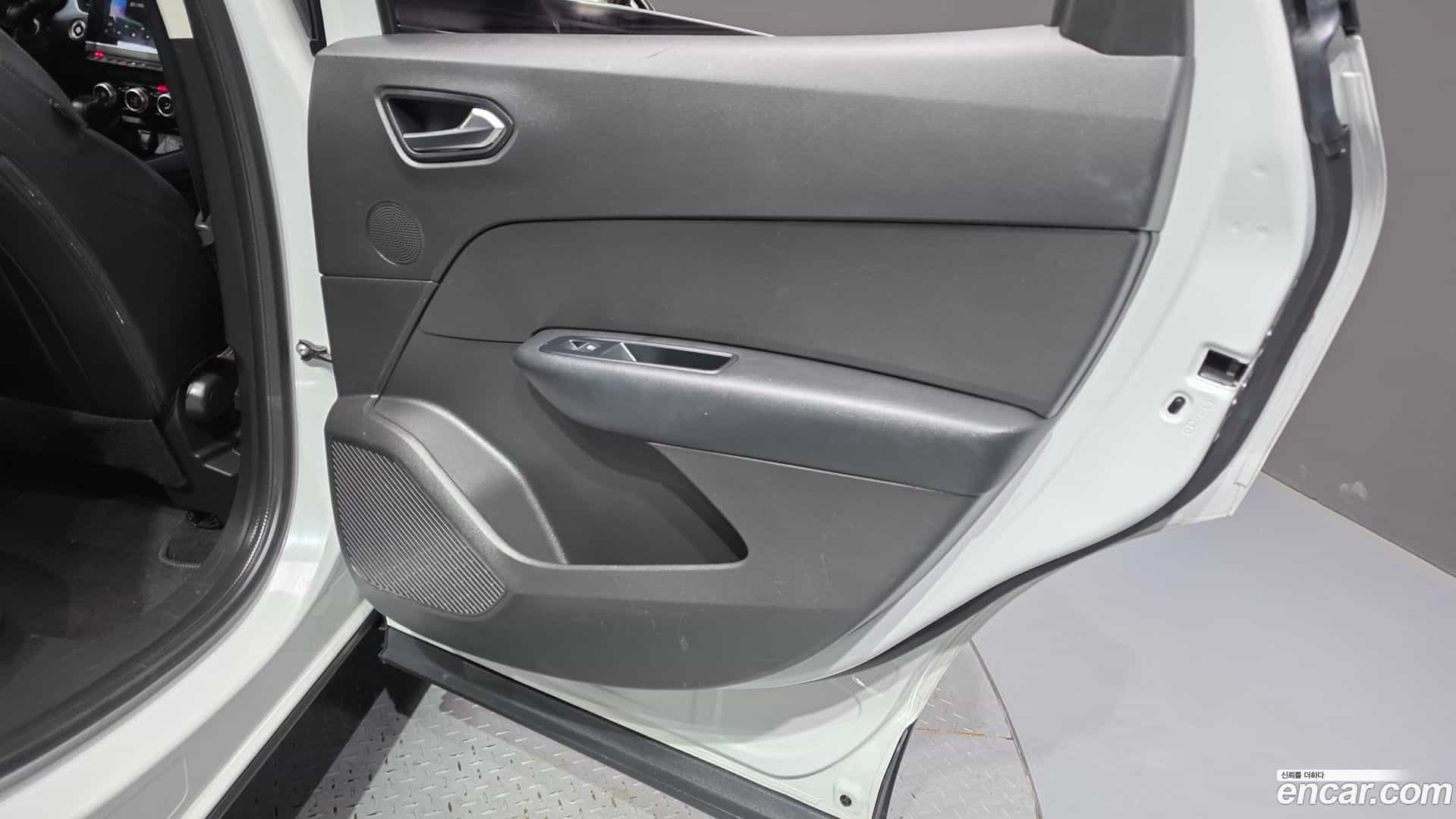 XM3 Renault Korea 2020.11-INNER-035
