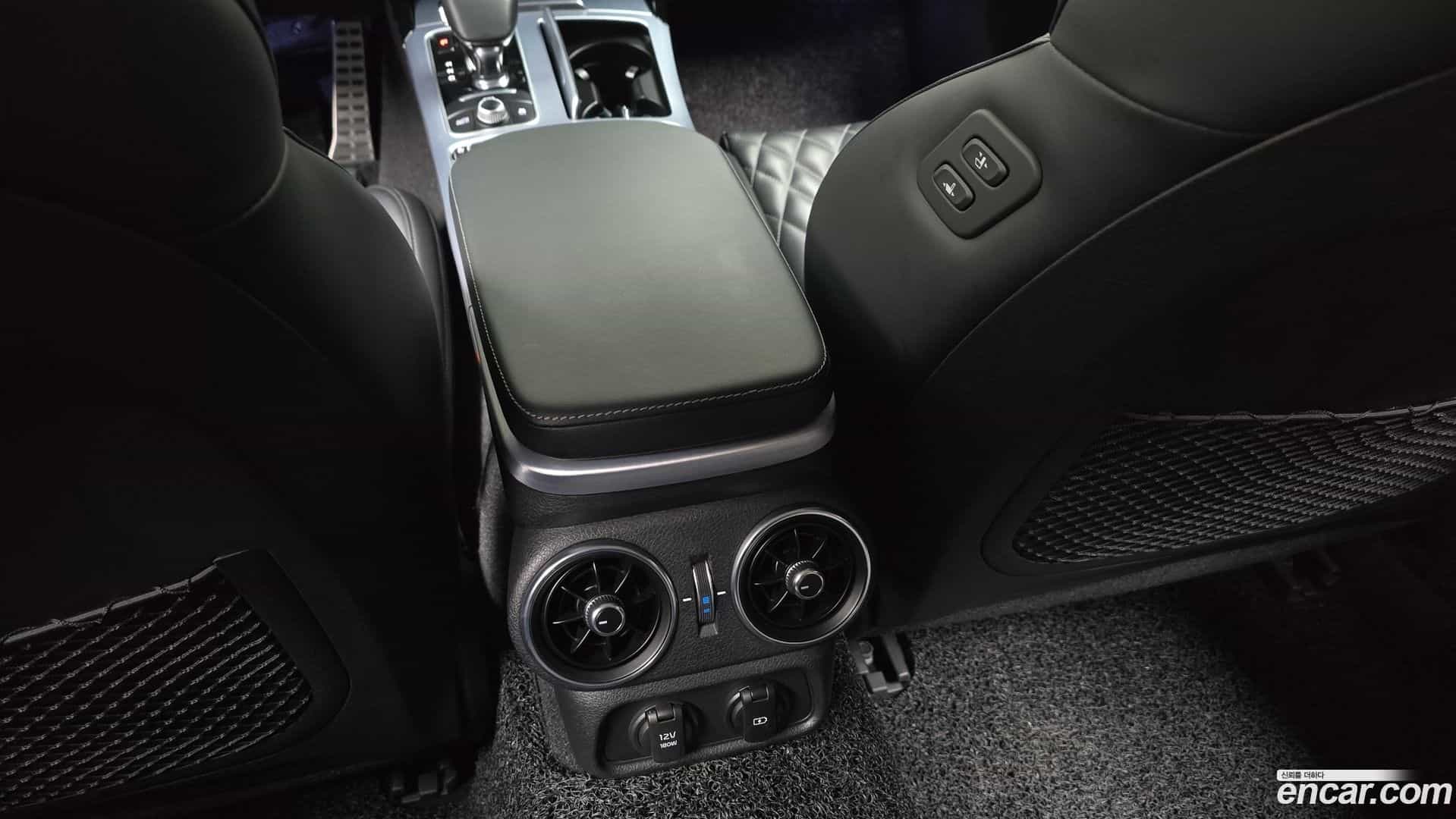 Stinger Kia 2020.8-OPTION-045