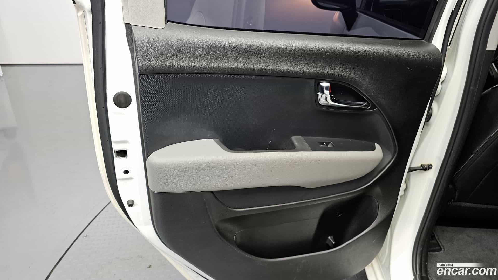 RAY Kia 2021.10-INNER-035