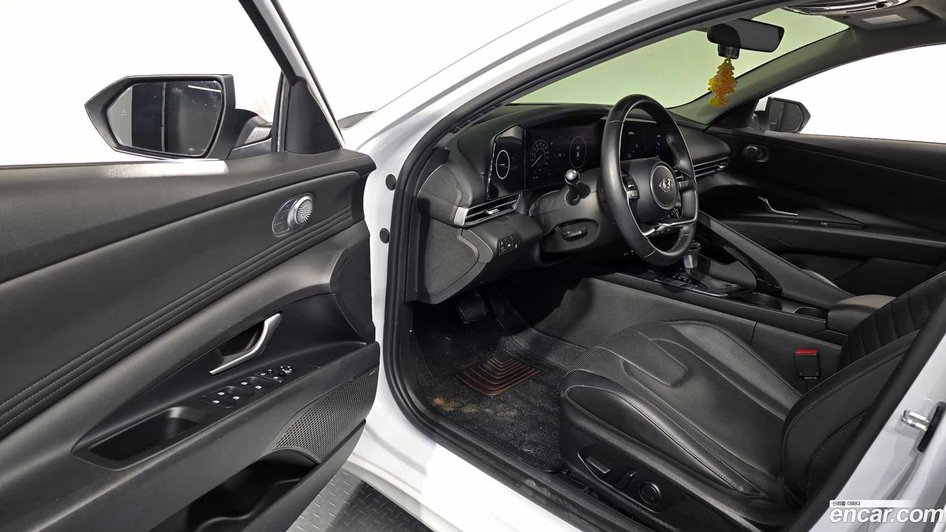 AVANTE Hyundai 2021.4-INNER-010