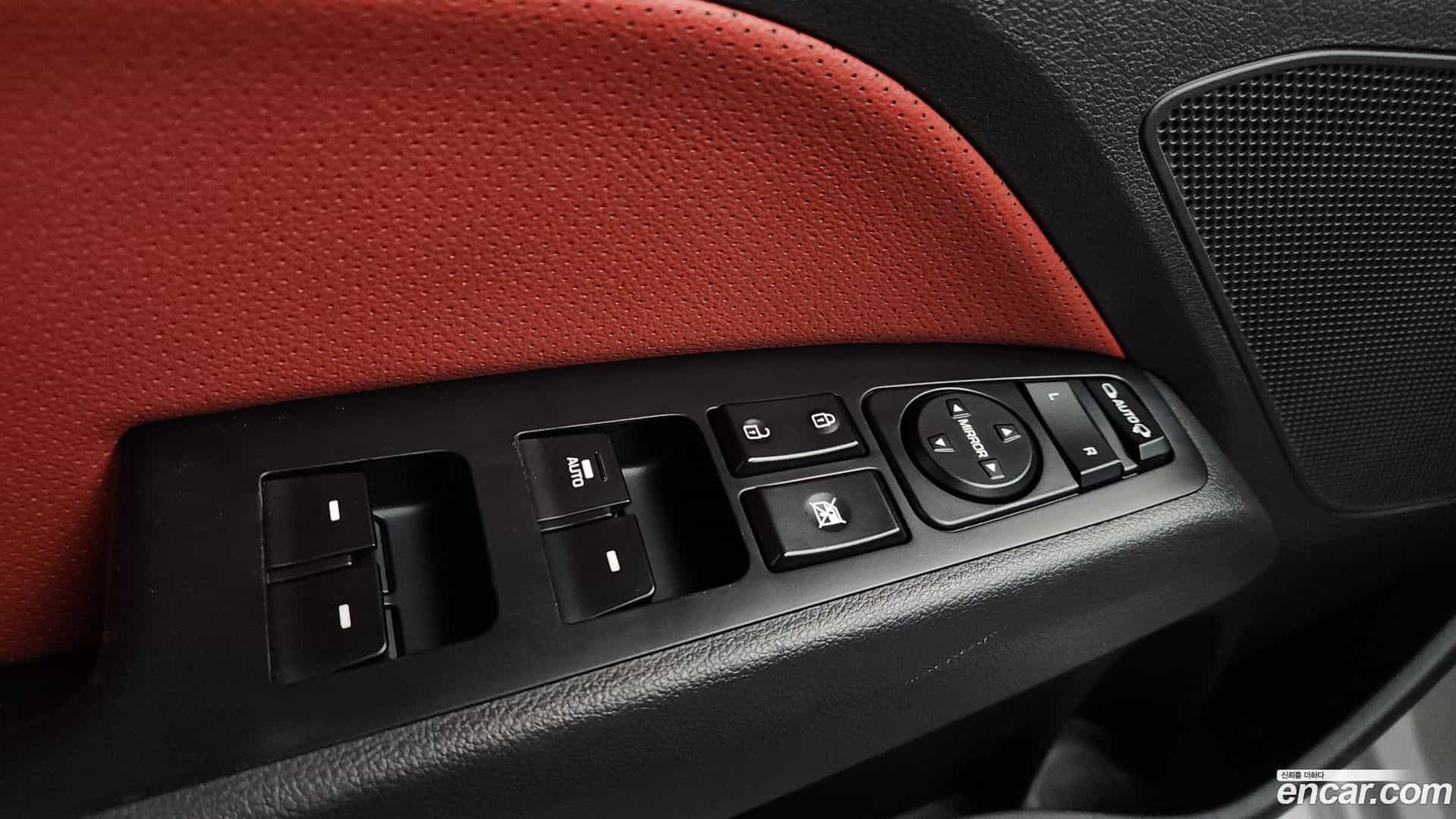 AVANTE Hyundai 2016.5-OPTION-042