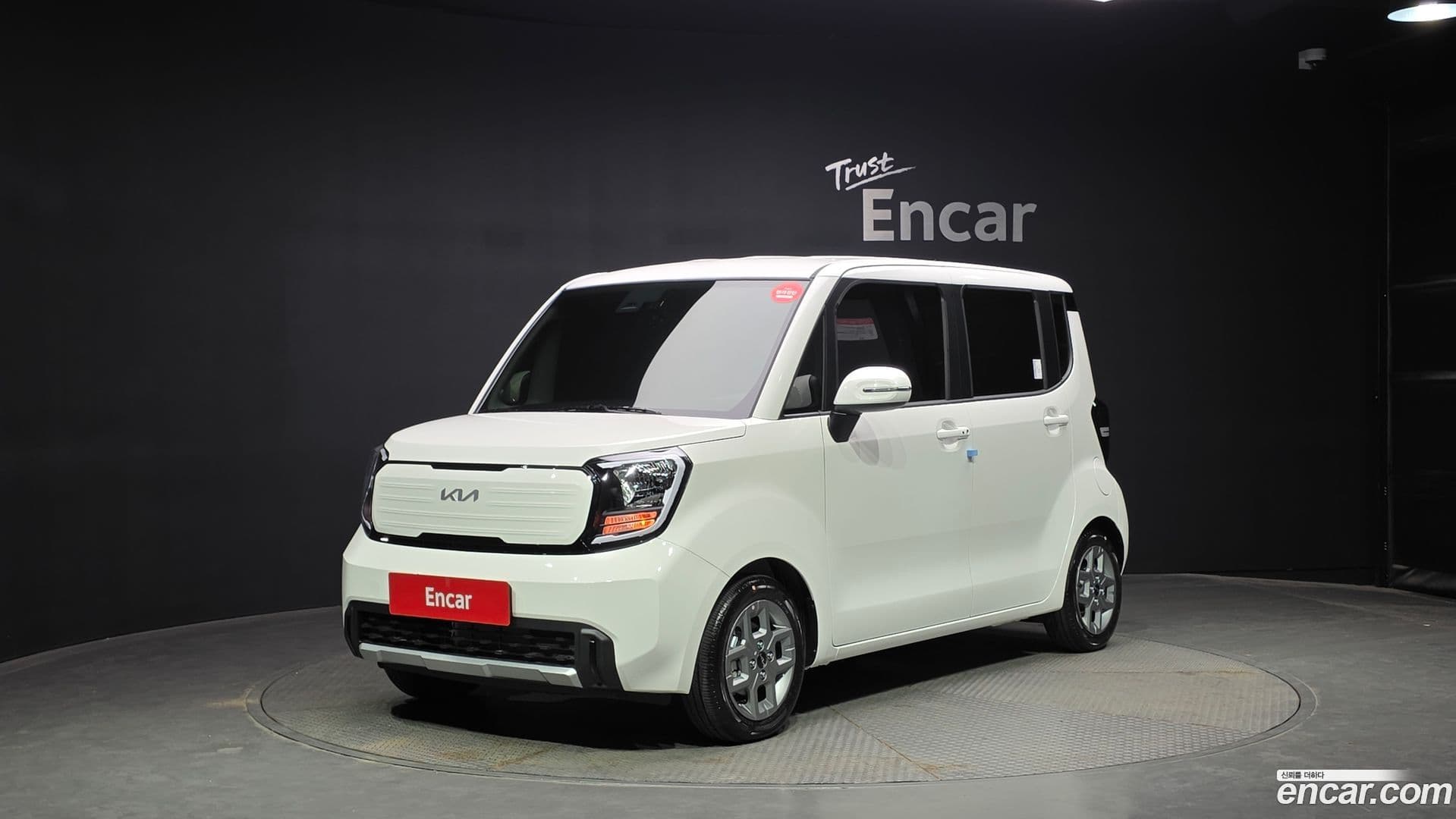 Main__Slider__Photo:RAY Kia 2026.3-0