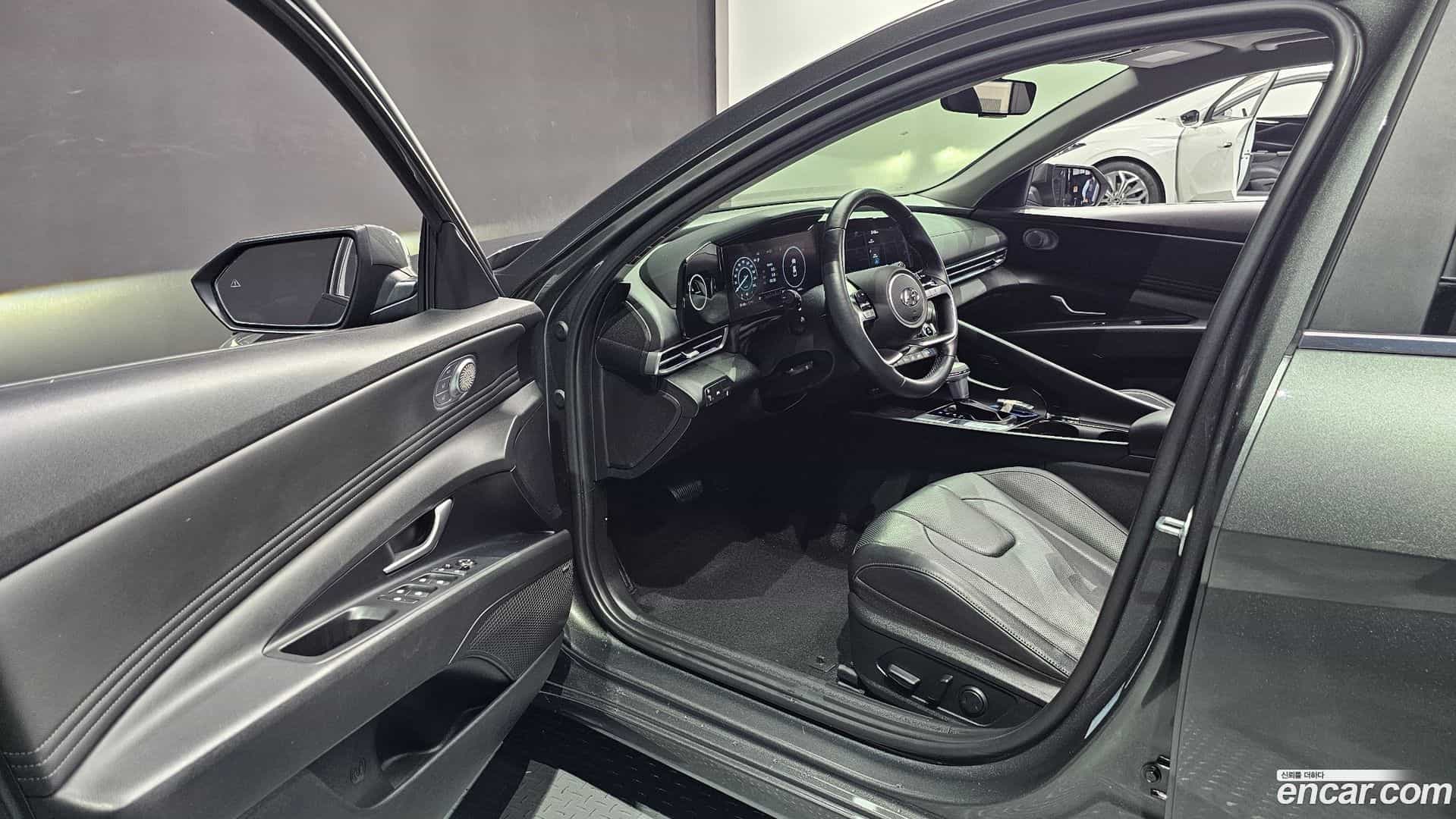 AVANTE Hyundai 2021.7-INNER-010