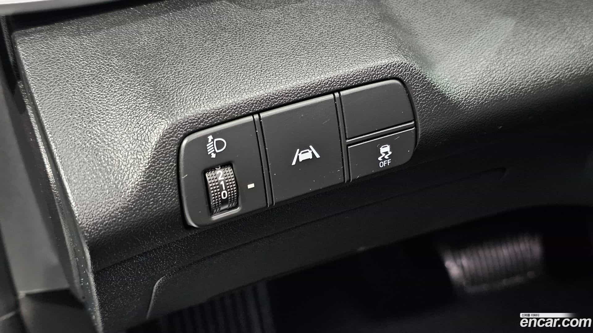 AVANTE Hyundai 2021.7-OPTION-020