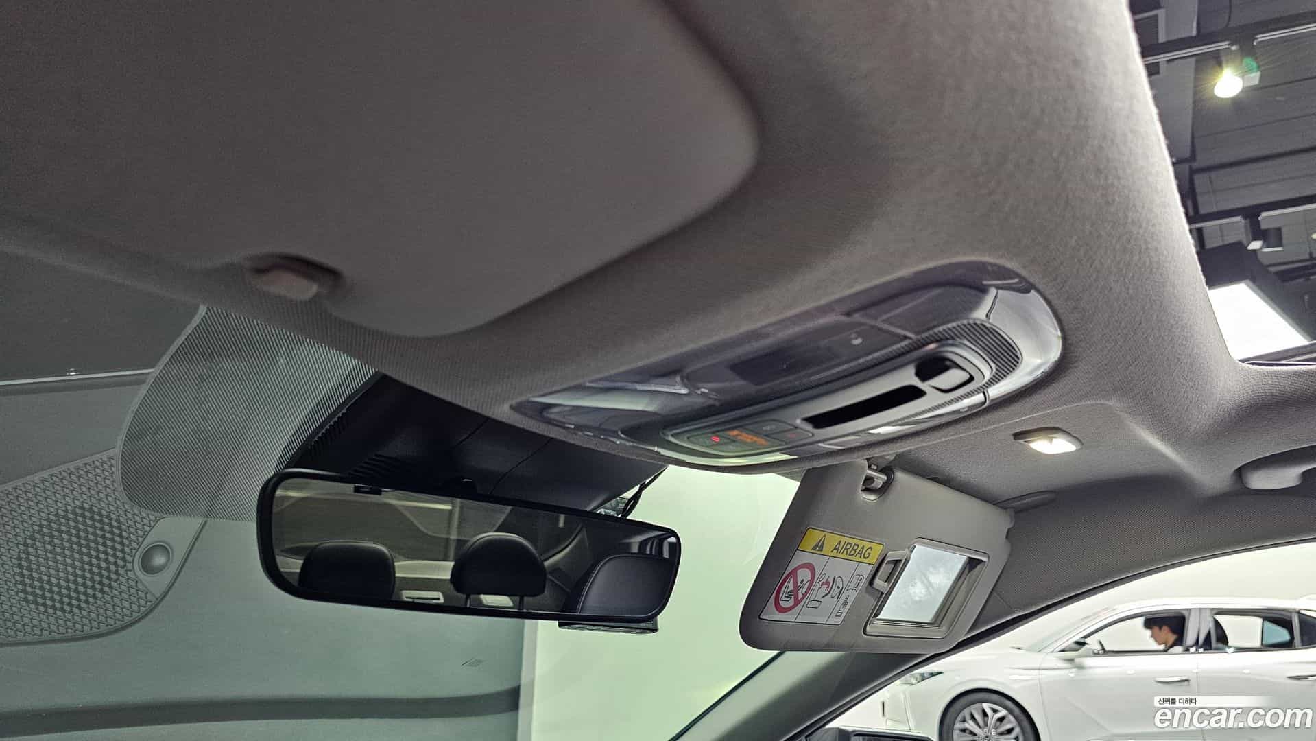 AVANTE Hyundai 2021.7-OPTION-023