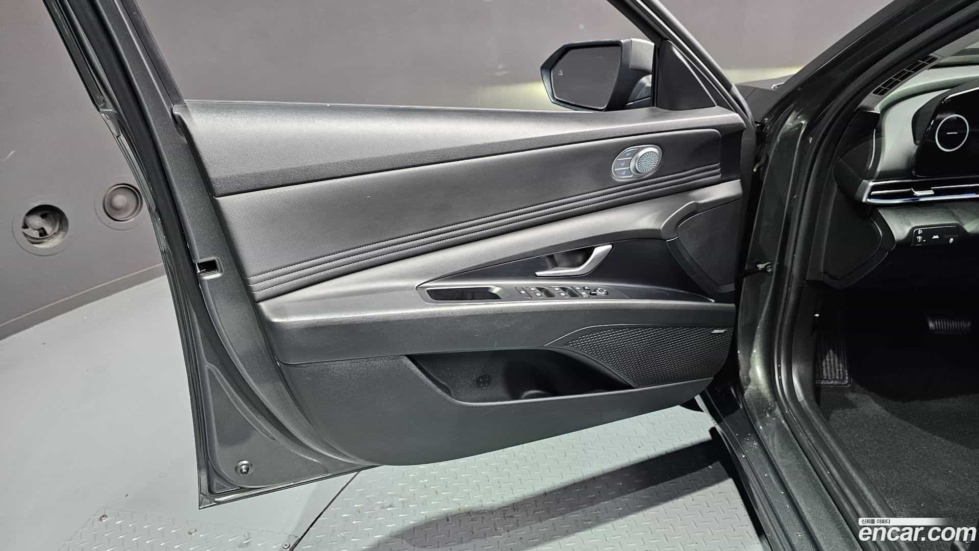 AVANTE Hyundai 2021.7-INNER-034
