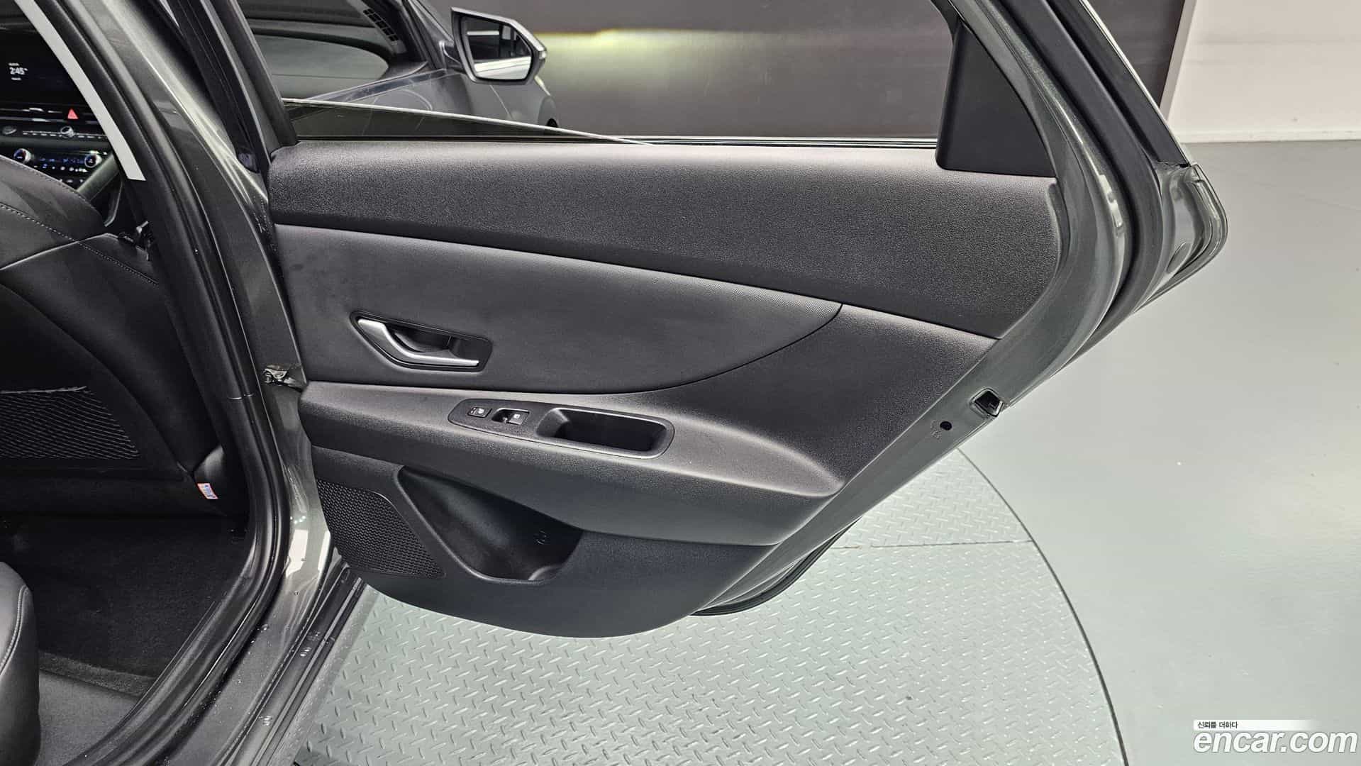 AVANTE Hyundai 2021.7-INNER-035