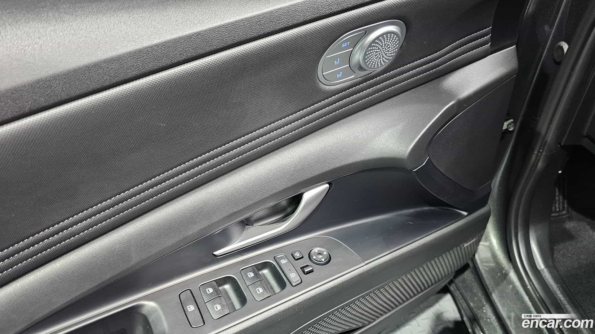 AVANTE Hyundai 2021.7-OPTION-040