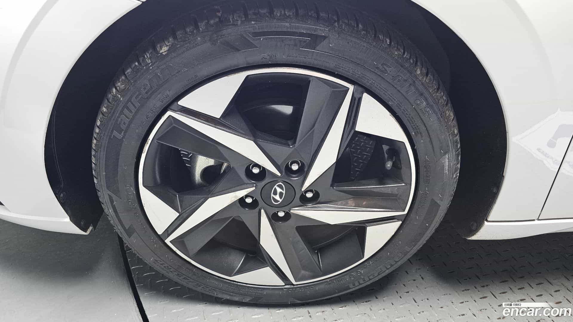 AVANTE Hyundai 2020.9-OUTER-005