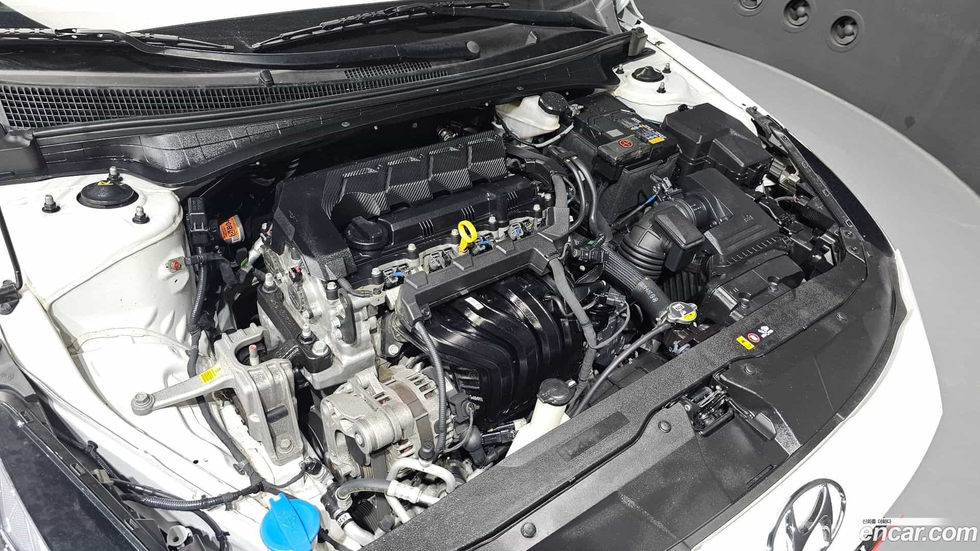 AVANTE Hyundai 2020.9-OUTER-006