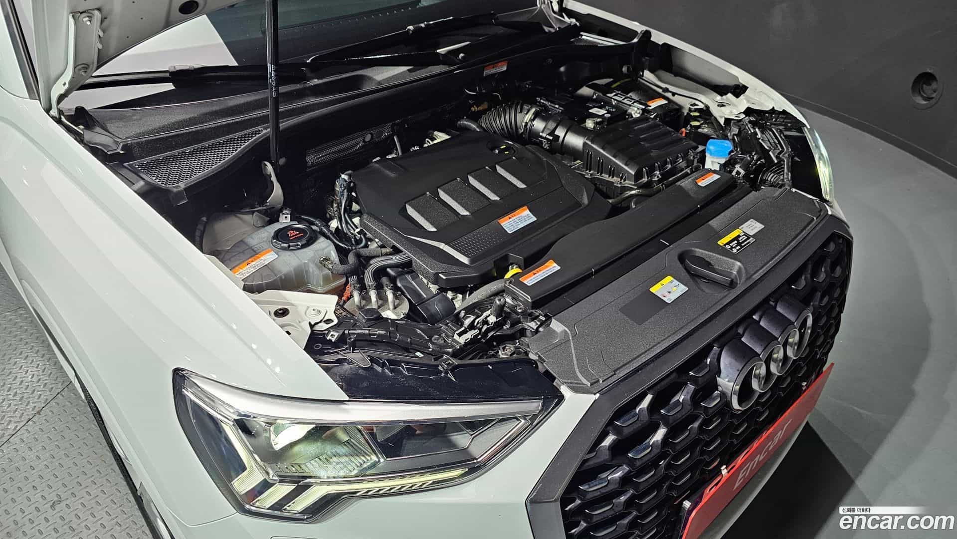 Q3 Audi 2023.1-OUTER-006