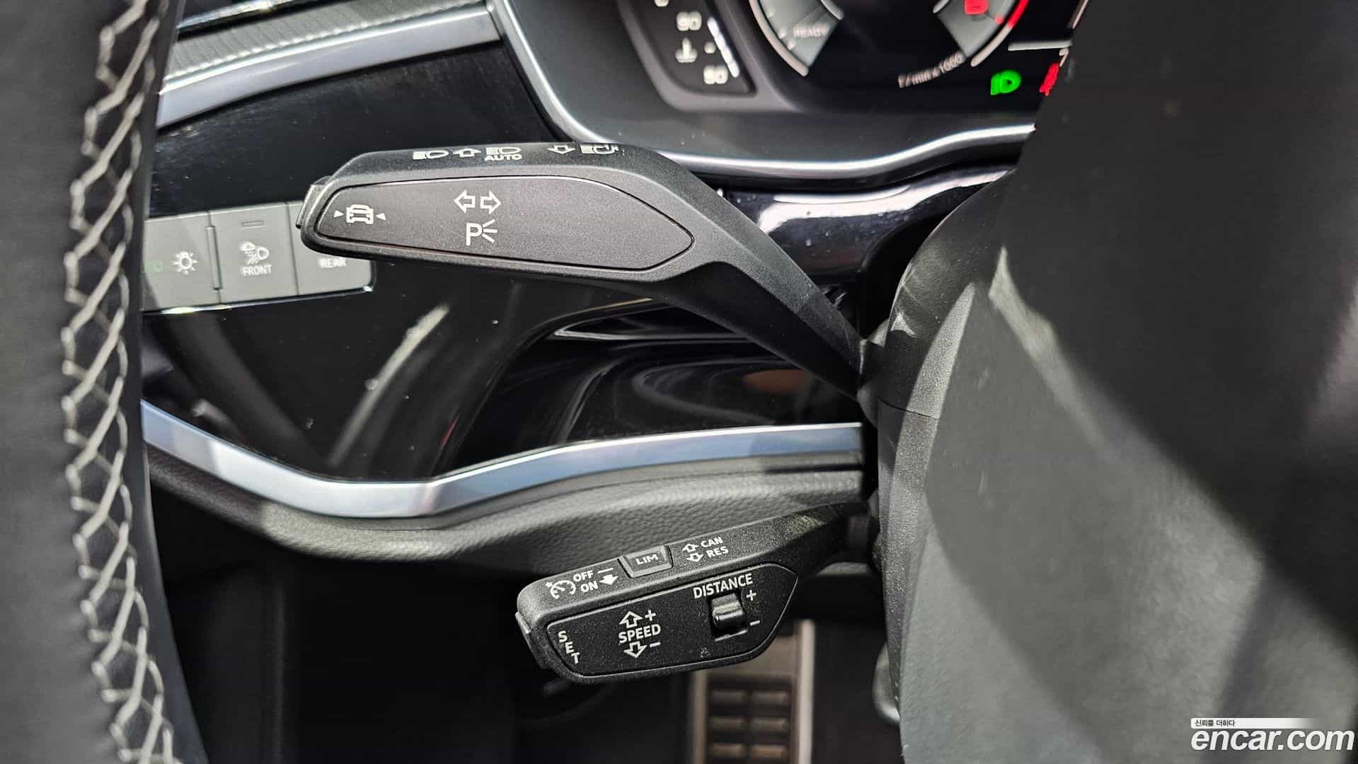 Q3 Audi 2023.1-OPTION-043