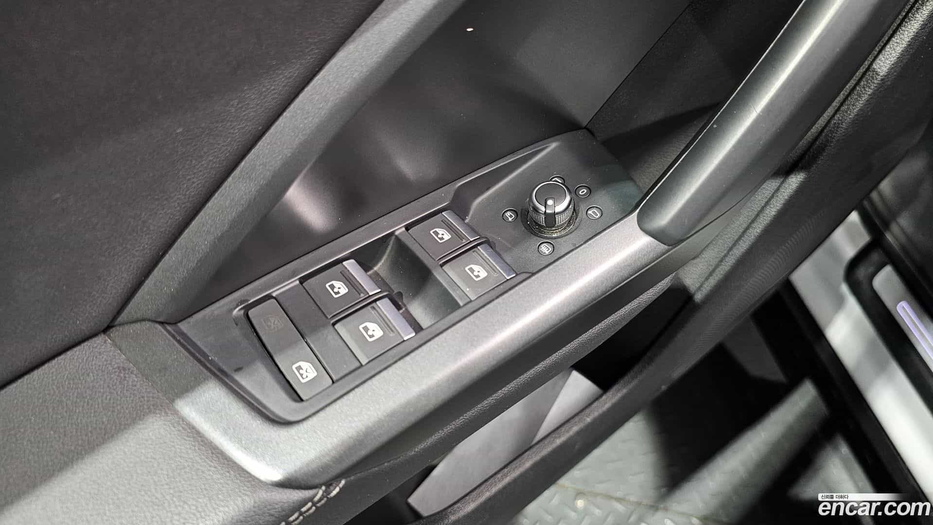 Q3 Audi 2023.1-OPTION-046