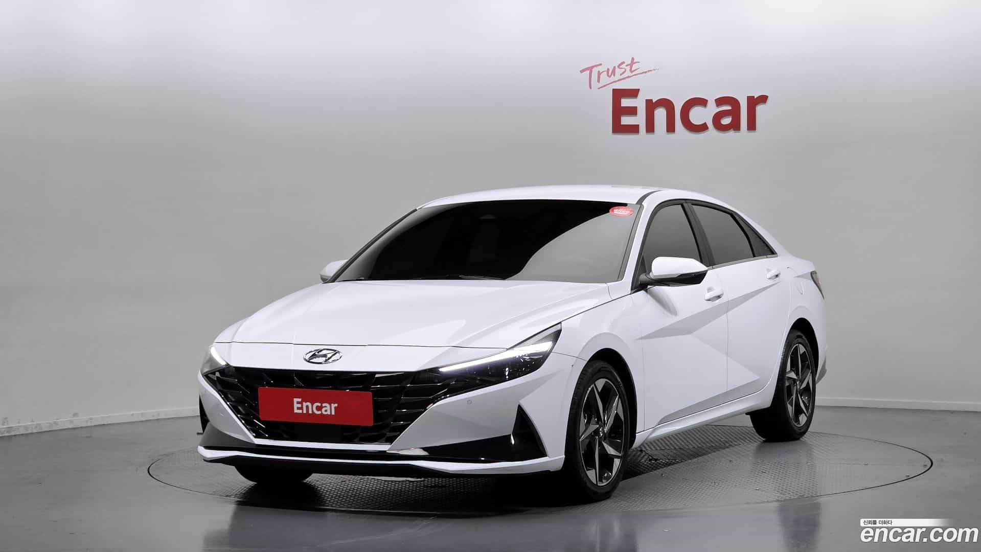 AVANTE Hyundai 2021.10-OUTER-001