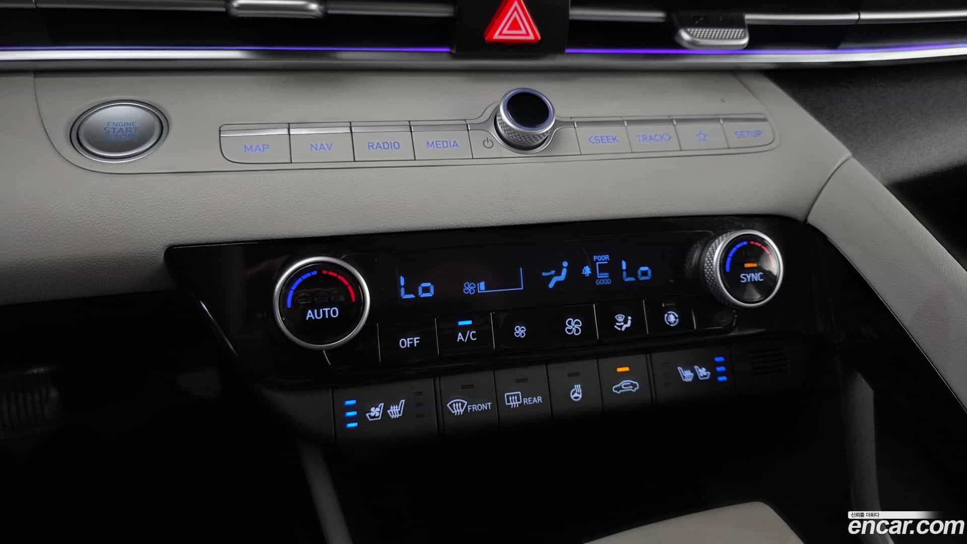 AVANTE Hyundai 2021.10-OPTION-043