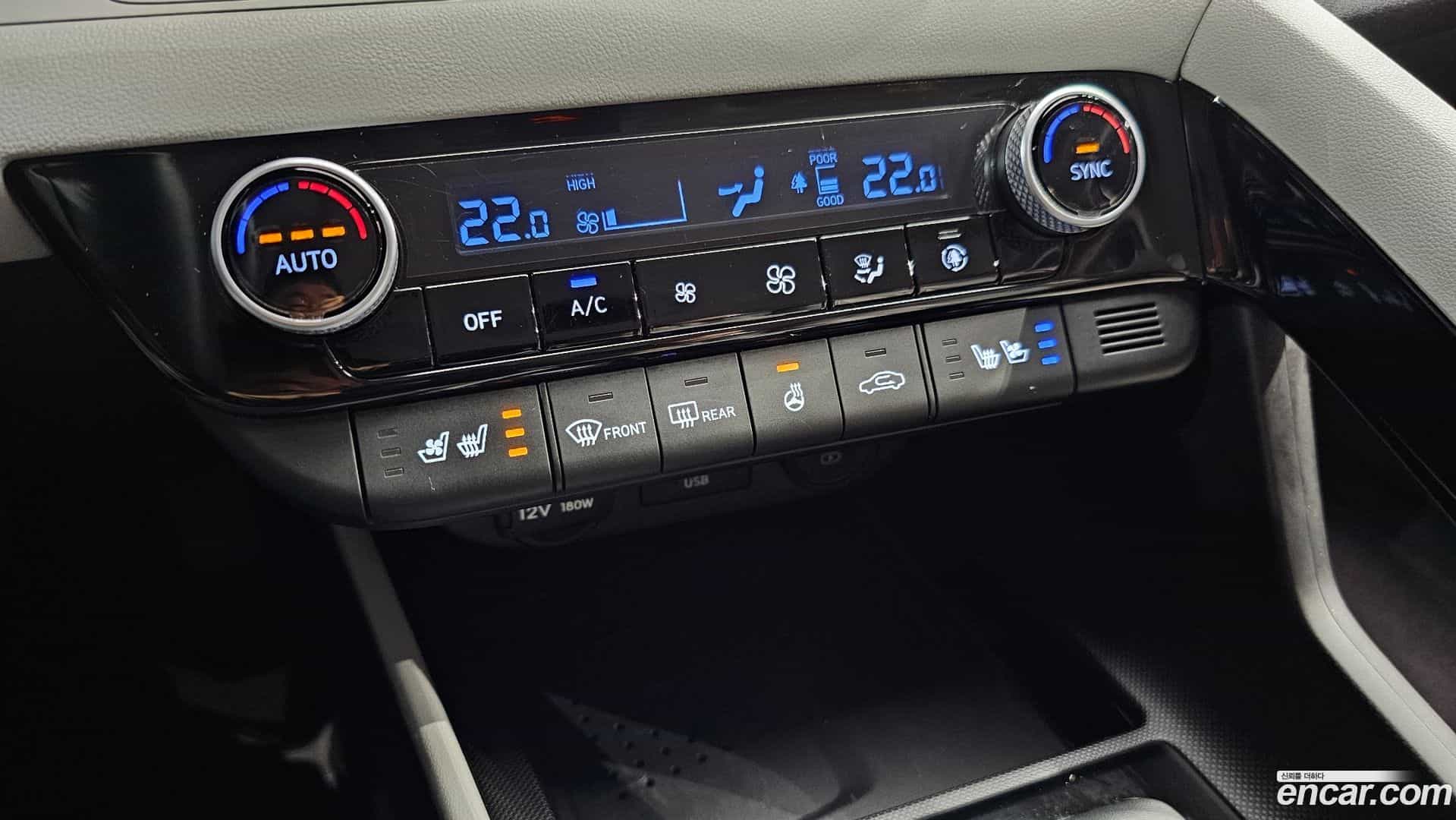 AVANTE Hyundai 2021.11-OPTION-042