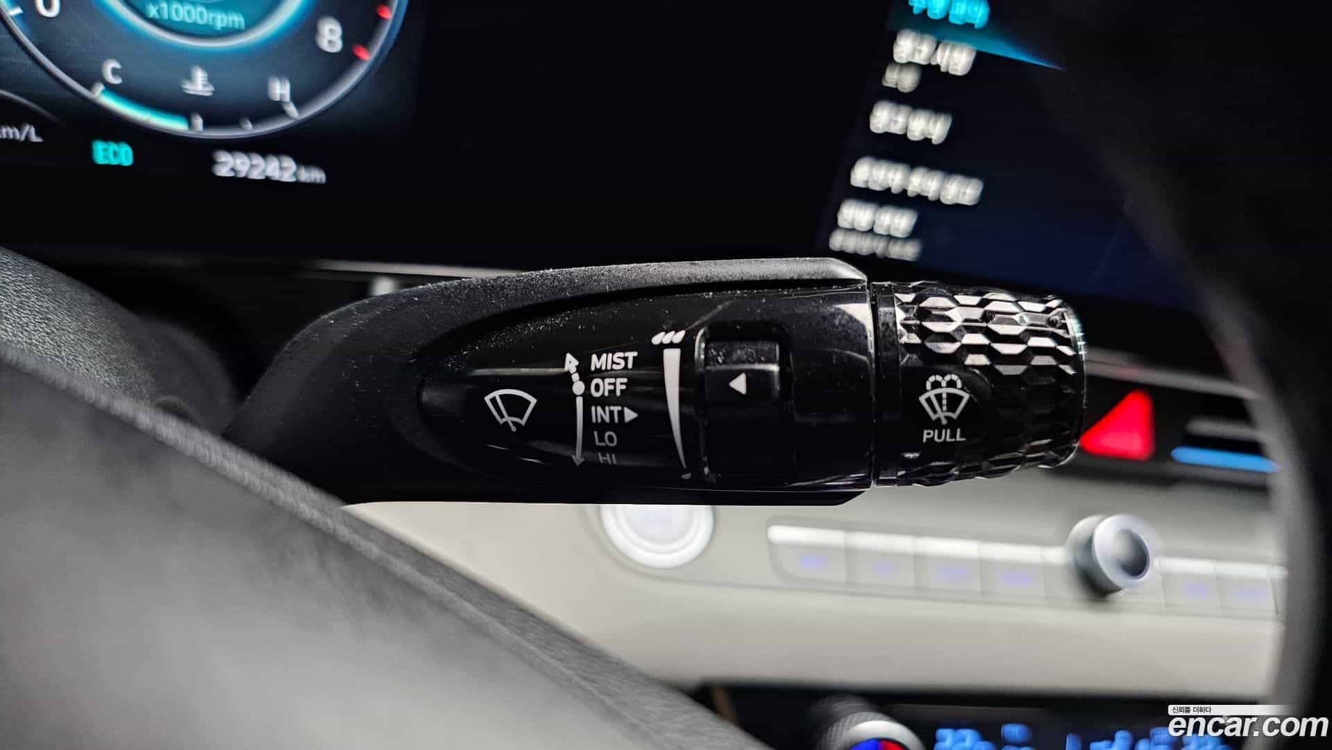 AVANTE Hyundai 2021.11-OPTION-044