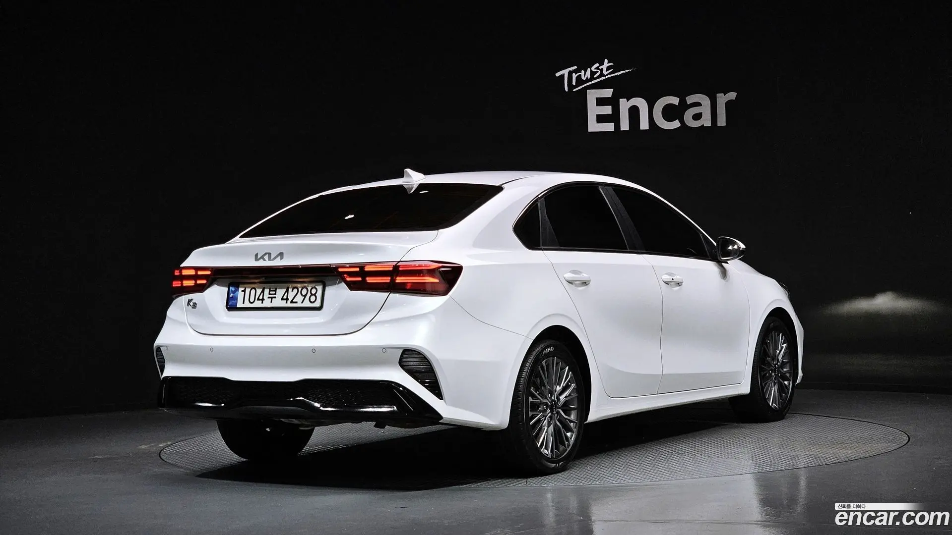 Main__Slider__Photo:K3 Kia 2021.4-1