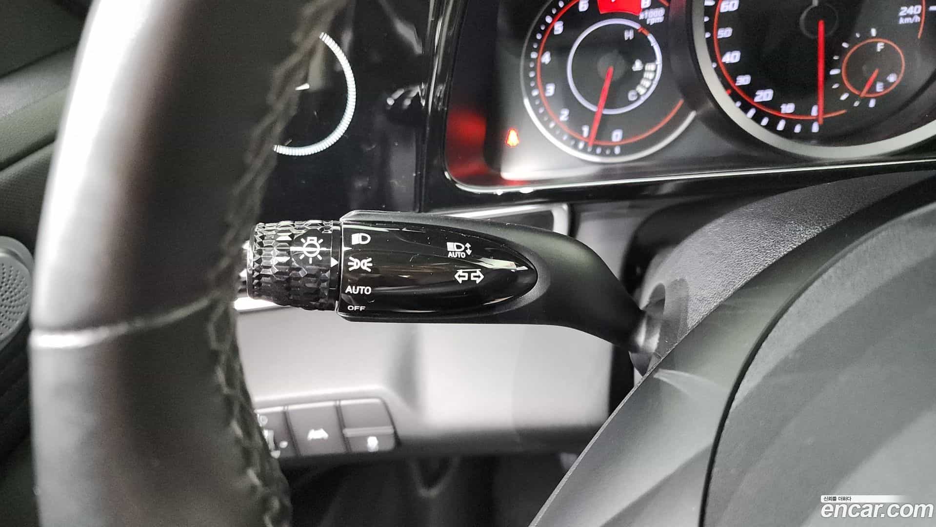 AVANTE Hyundai 2021.0-OPTION-024