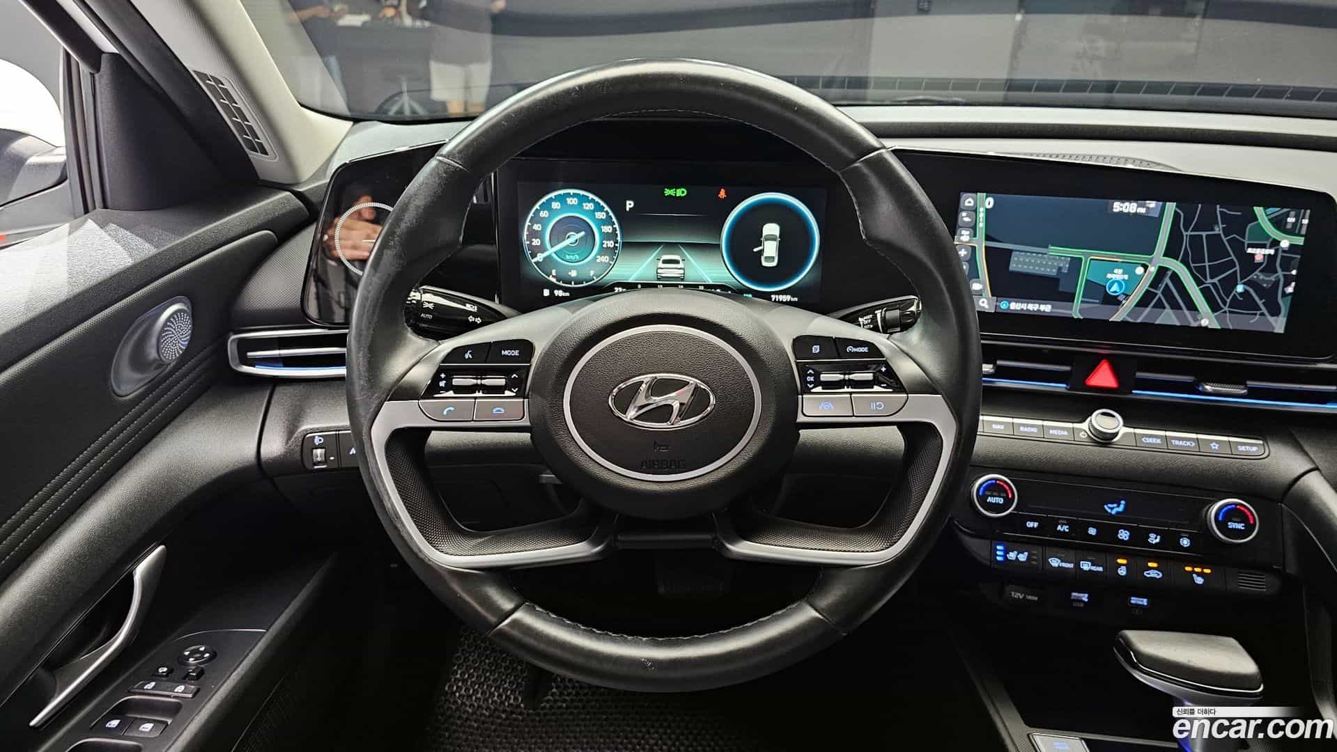 AVANTE Hyundai 2020.5-OPTION-017