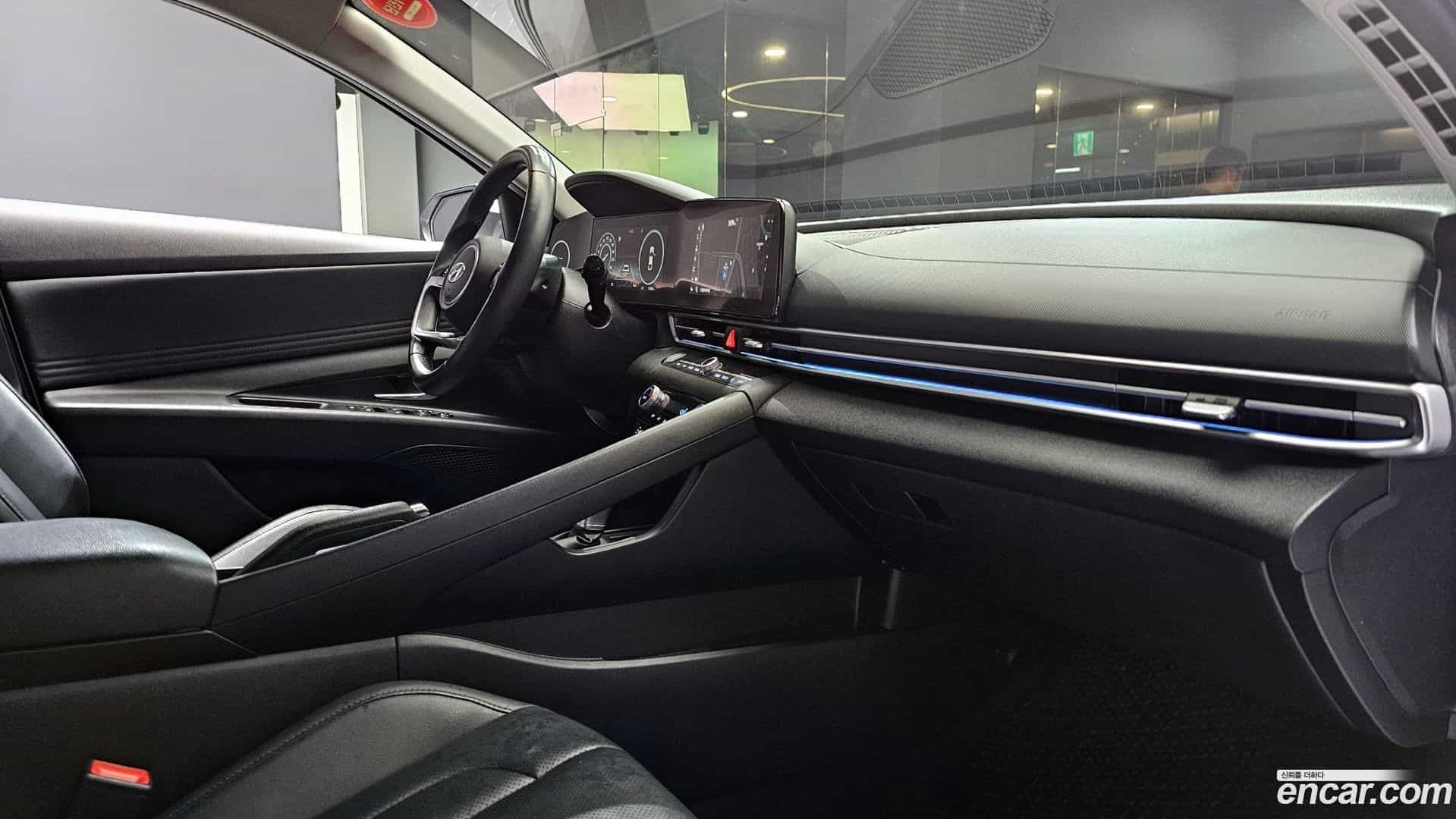AVANTE Hyundai 2020.5-OPTION-042