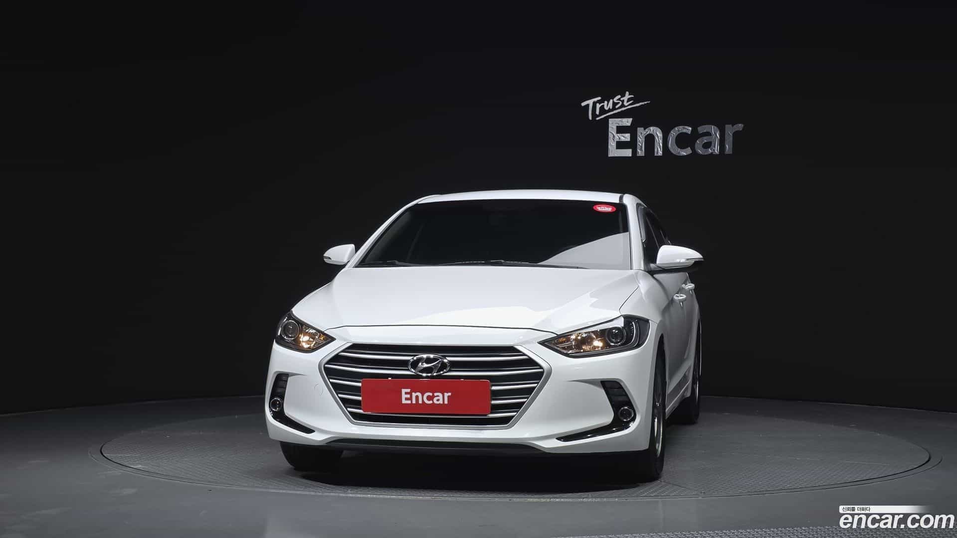 AVANTE Hyundai 2016.6-OUTER-003