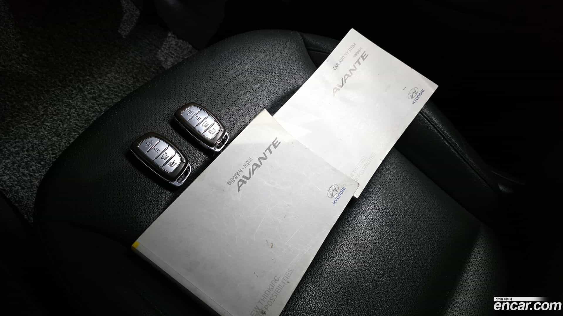 AVANTE Hyundai 2016.6-OPTION-020