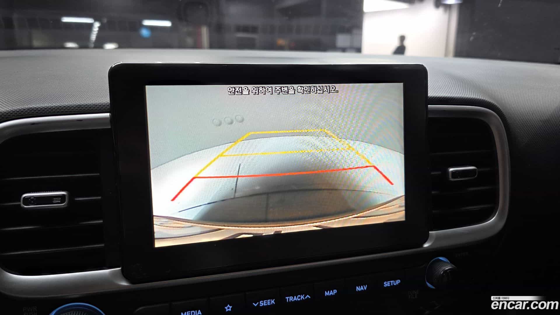 Venue Hyundai 2019.8-OPTION-018
