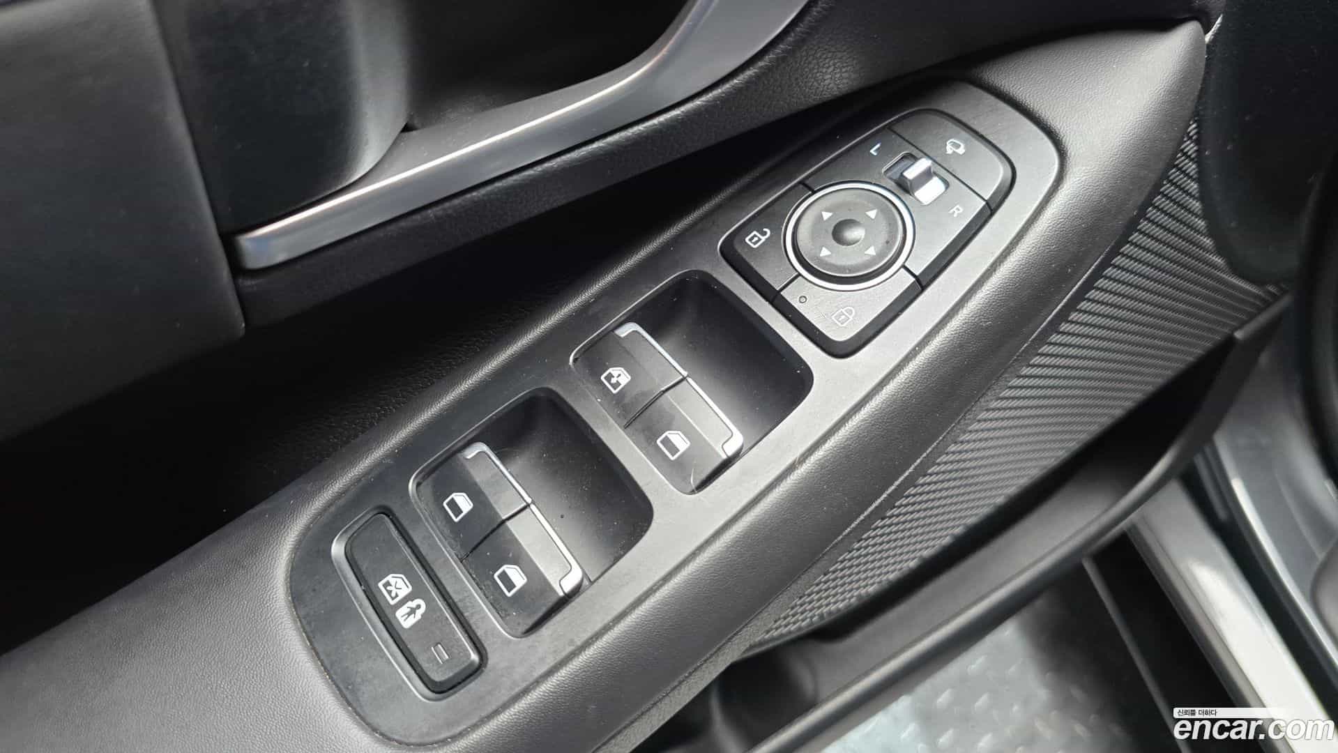 Sonata Hyundai 2022.6-OPTION-018