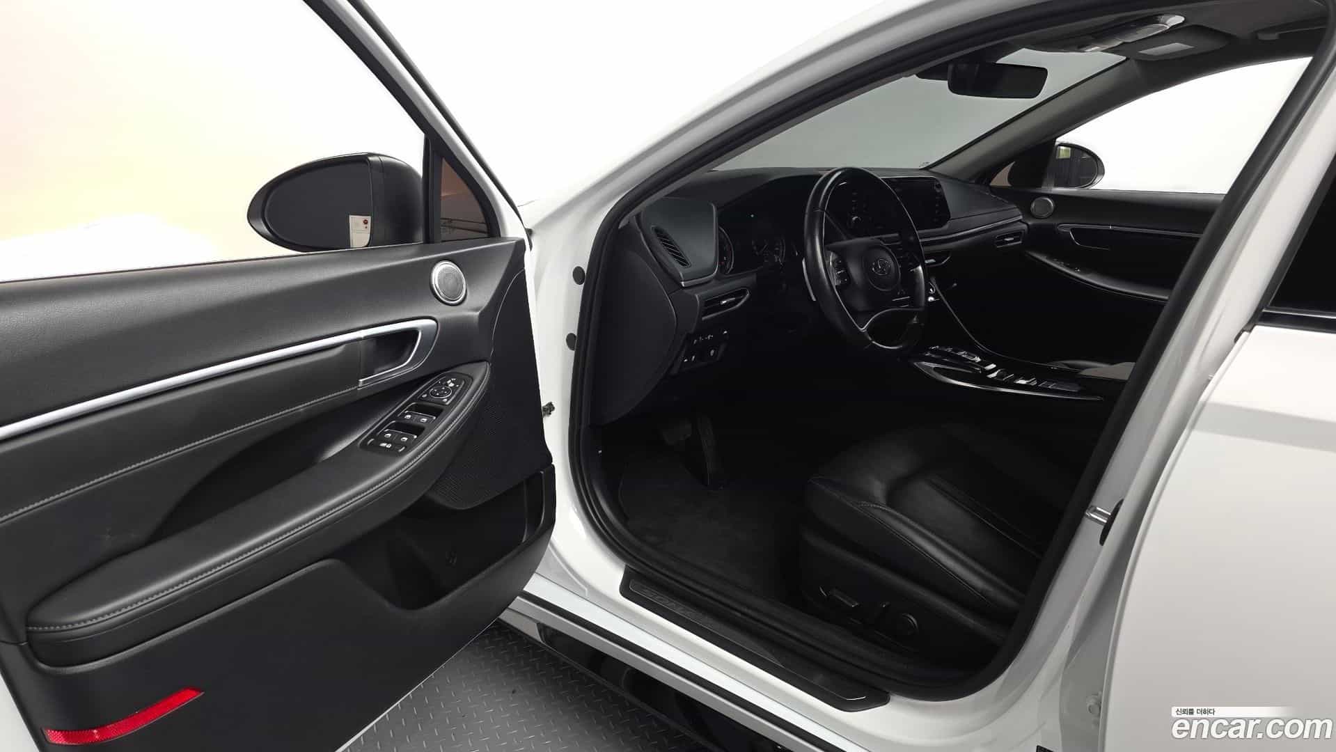 Sonata Hyundai 2022.6-INNER-010