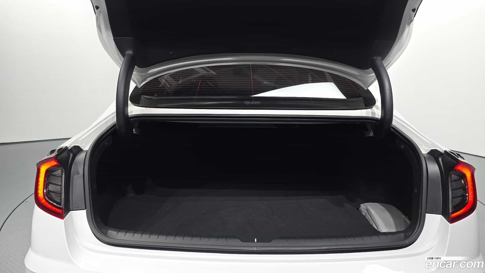 Sonata Hyundai 2022.6-OPTION-024