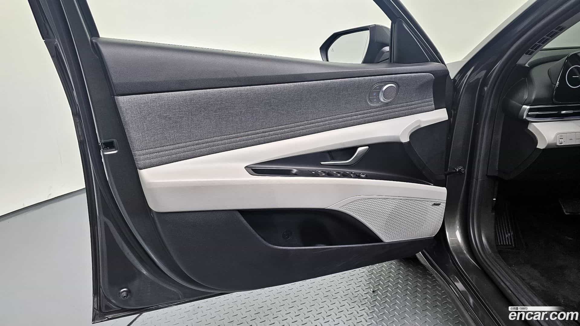 AVANTE Hyundai 2020.9-INNER-034