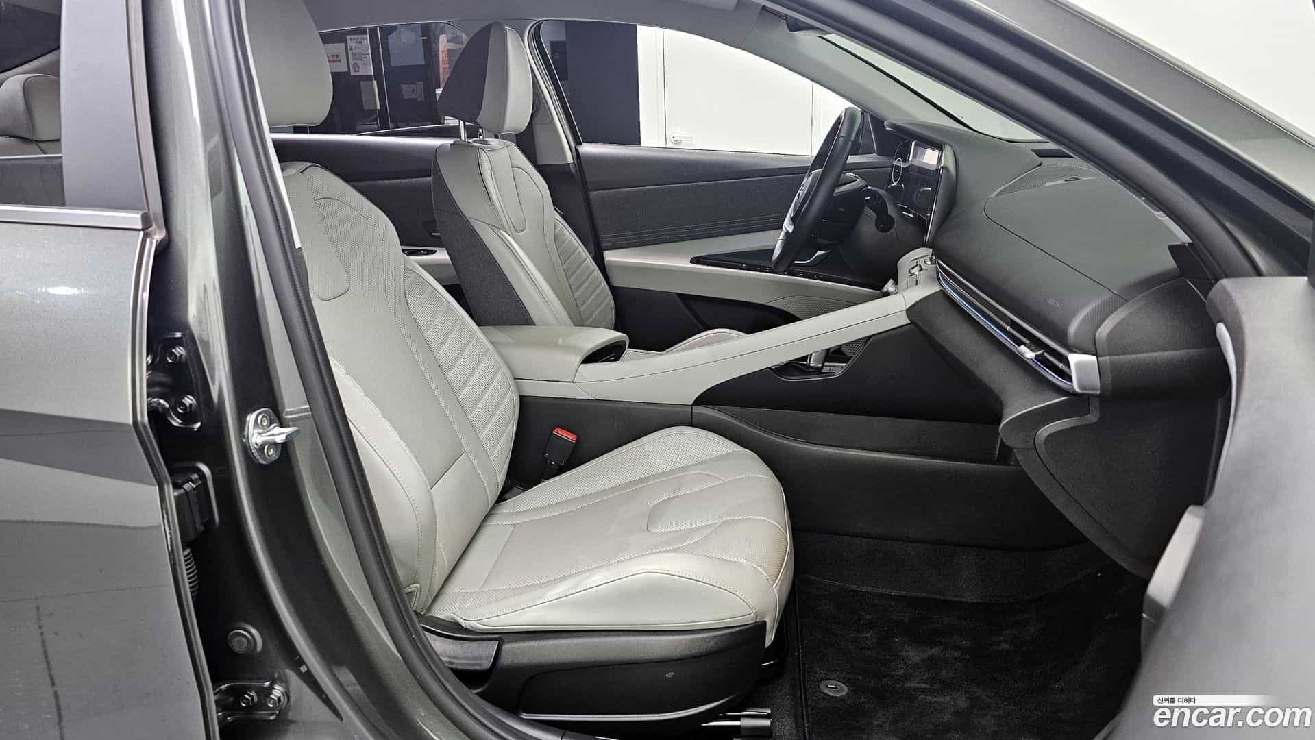 AVANTE Hyundai 2020.9-INNER-036