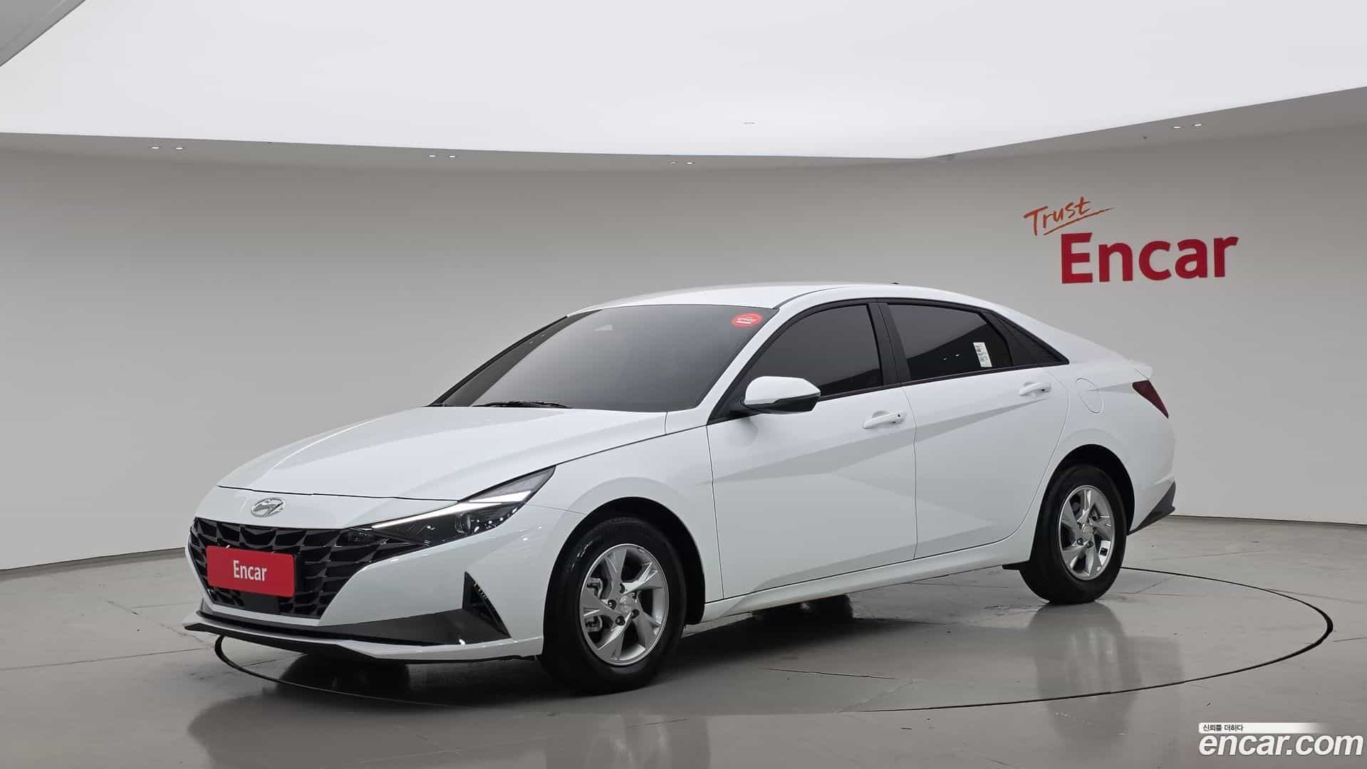 AVANTE Hyundai 2022.8-OUTER-001