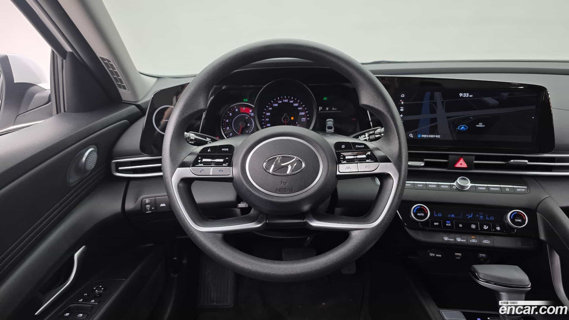 AVANTE Hyundai 2022.8-OPTION-016