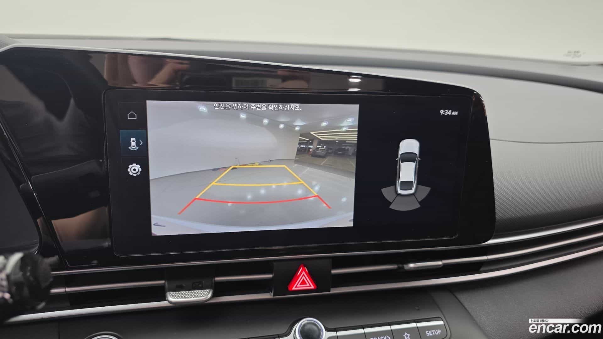 AVANTE Hyundai 2022.8-OPTION-018