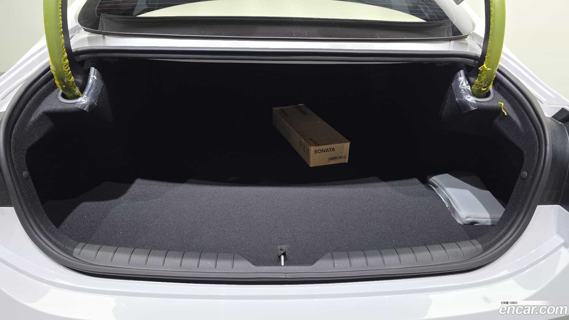Sonata Hyundai 2024.11-OPTION-043