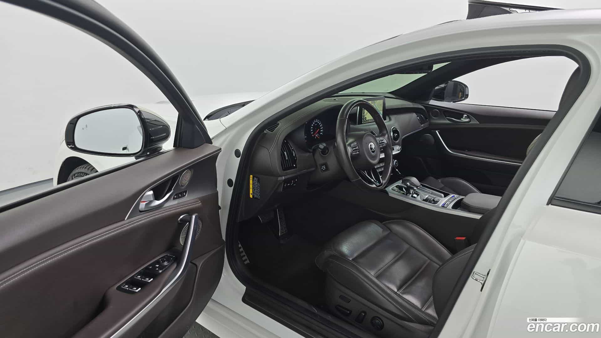 Stinger Kia 2019.7-INNER-010
