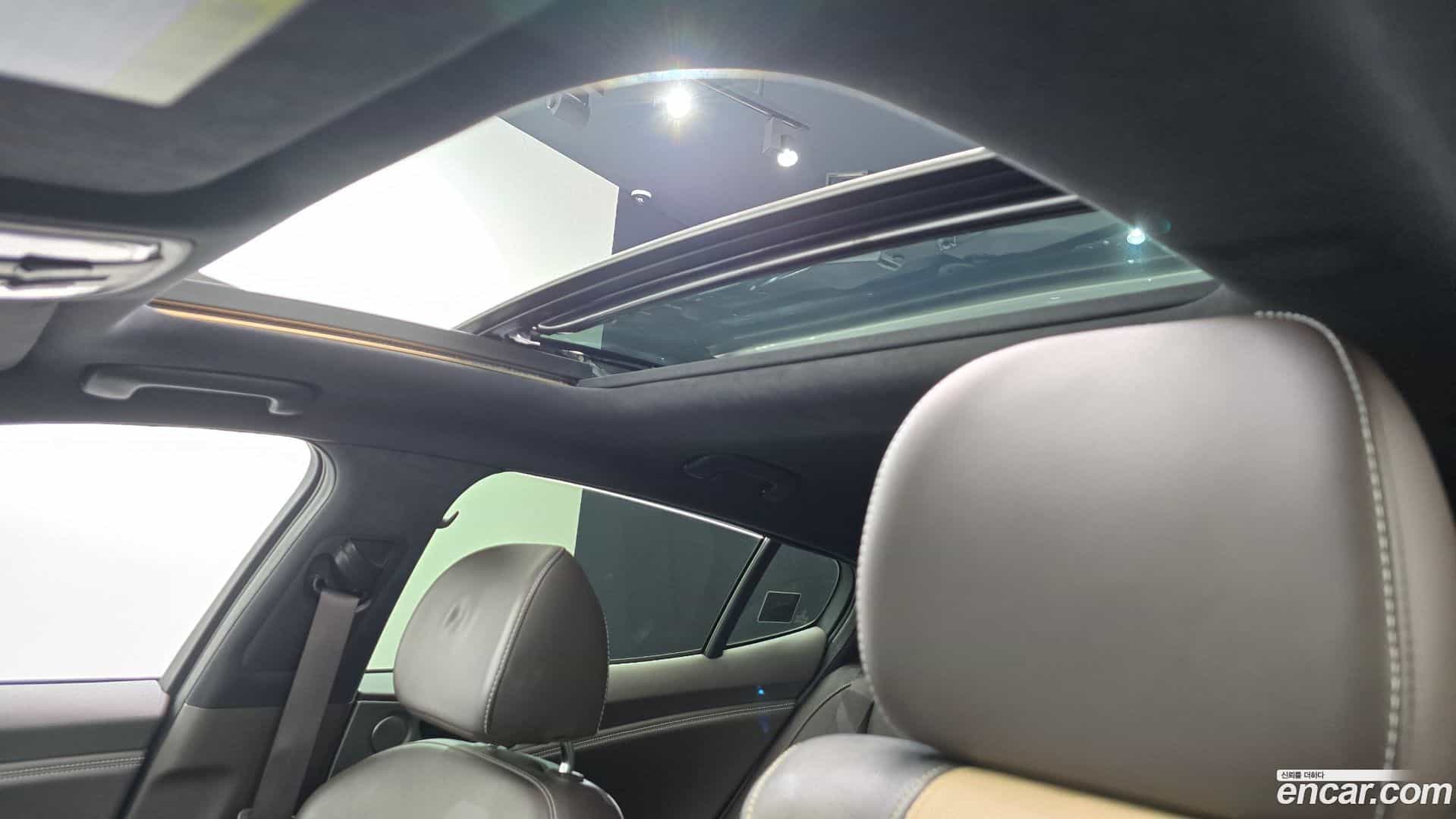 Stinger Kia 2019.7-OPTION-021