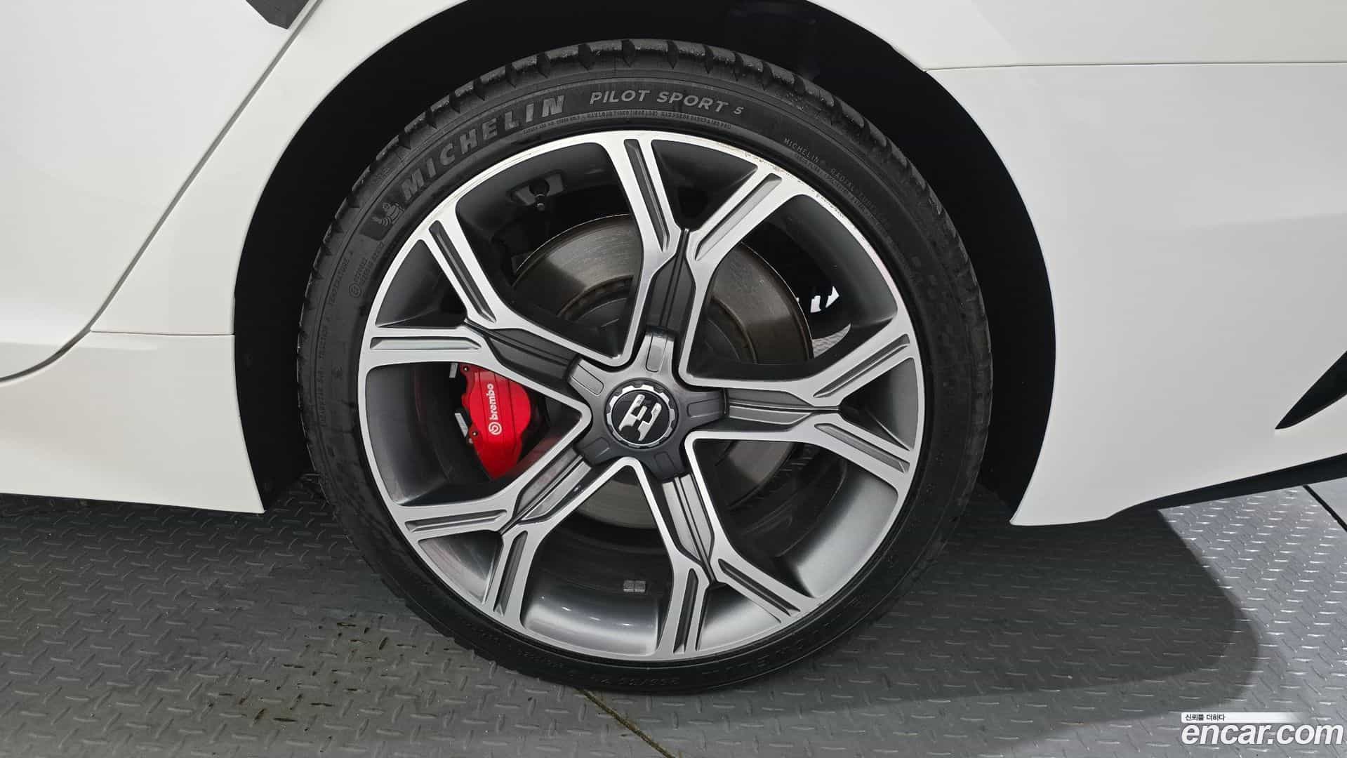 Stinger Kia 2019.7-OUTER-031