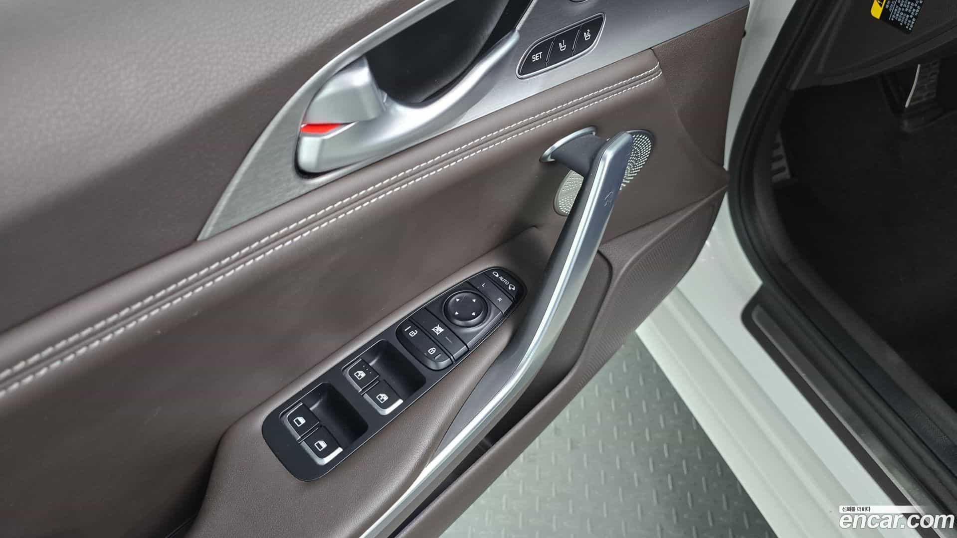 Stinger Kia 2019.7-OPTION-043