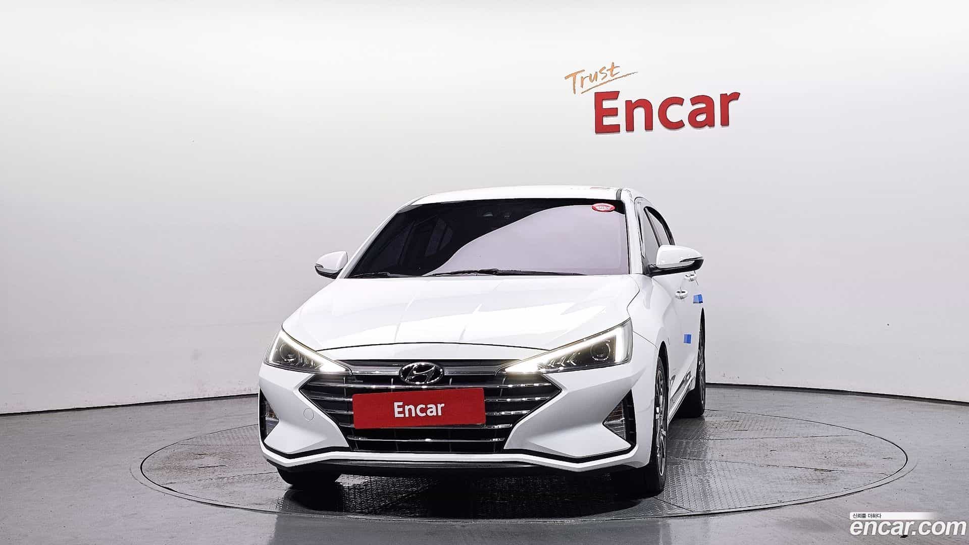 AVANTE Hyundai 2019.8-OUTER-003