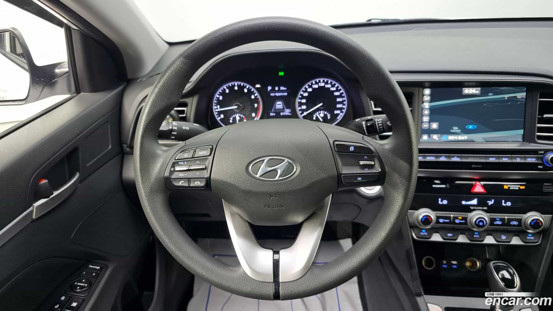 AVANTE Hyundai 2019.8-OPTION-019