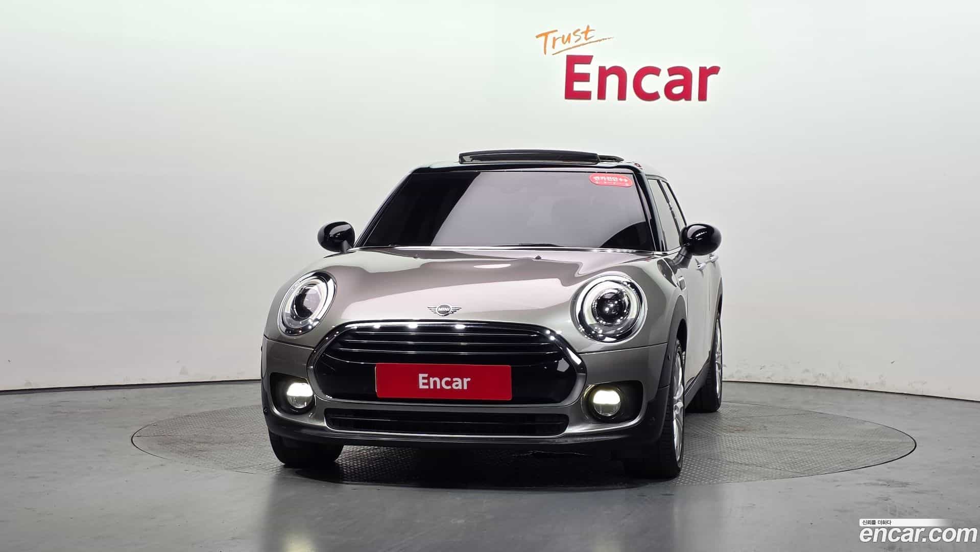 Clubman Mini 2019.1-OUTER-003