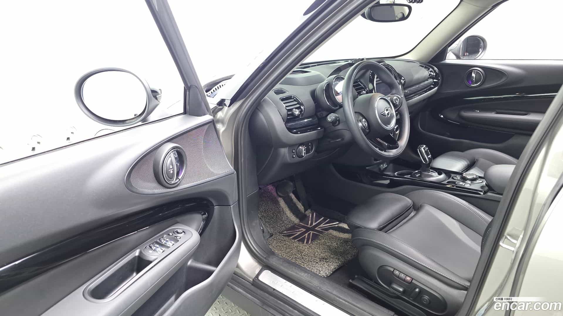 Clubman Mini 2019.1-INNER-010
