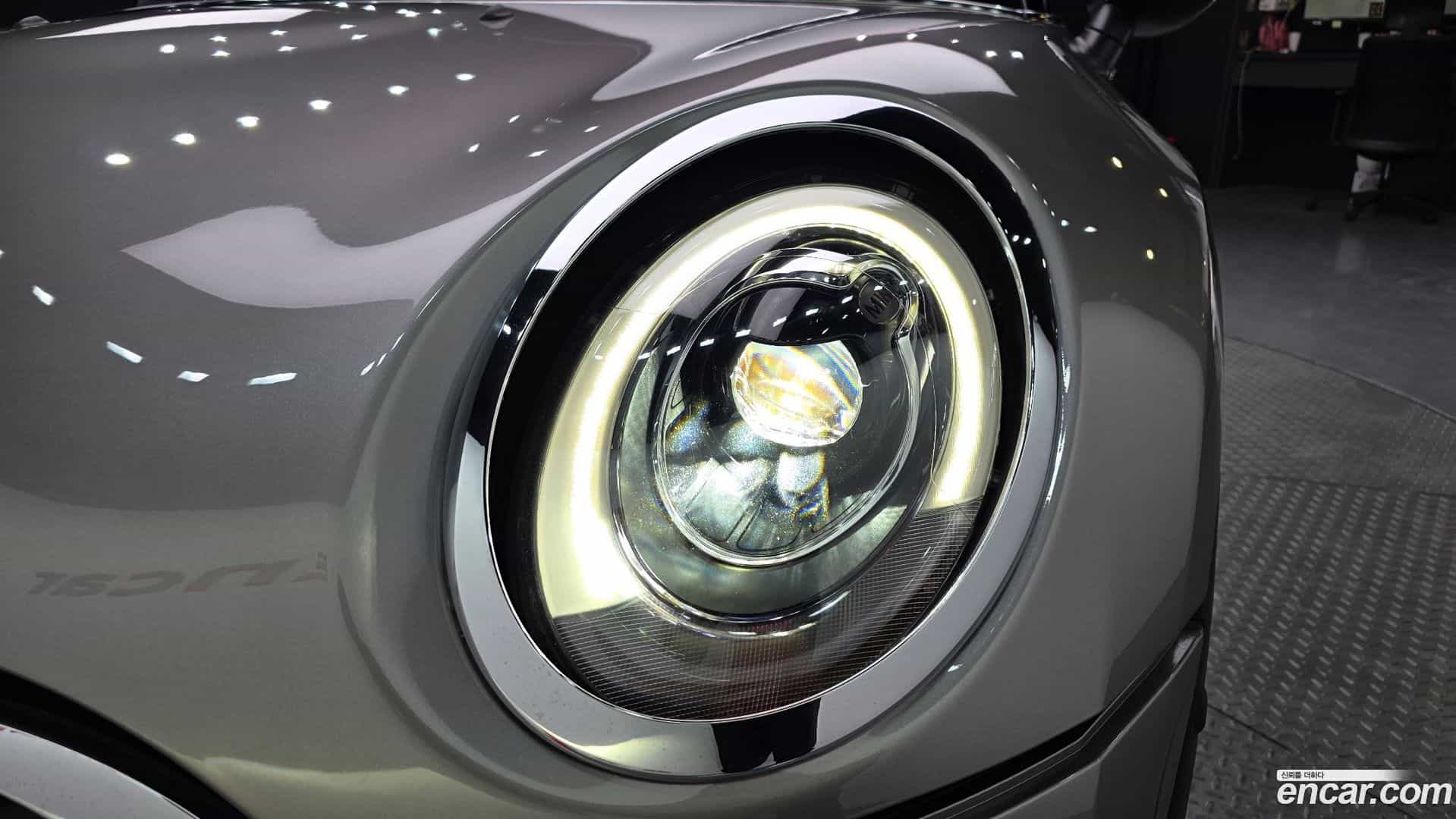 Clubman Mini 2019.1-OUTER-032