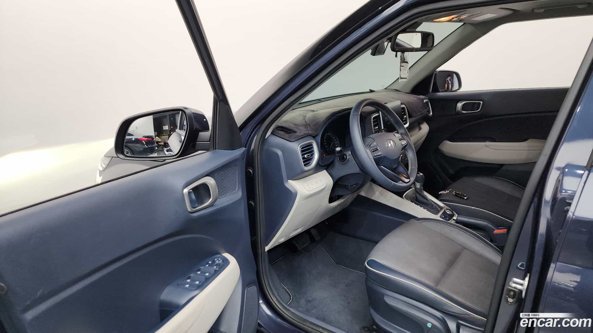 Venue Hyundai 2020.5-INNER-010