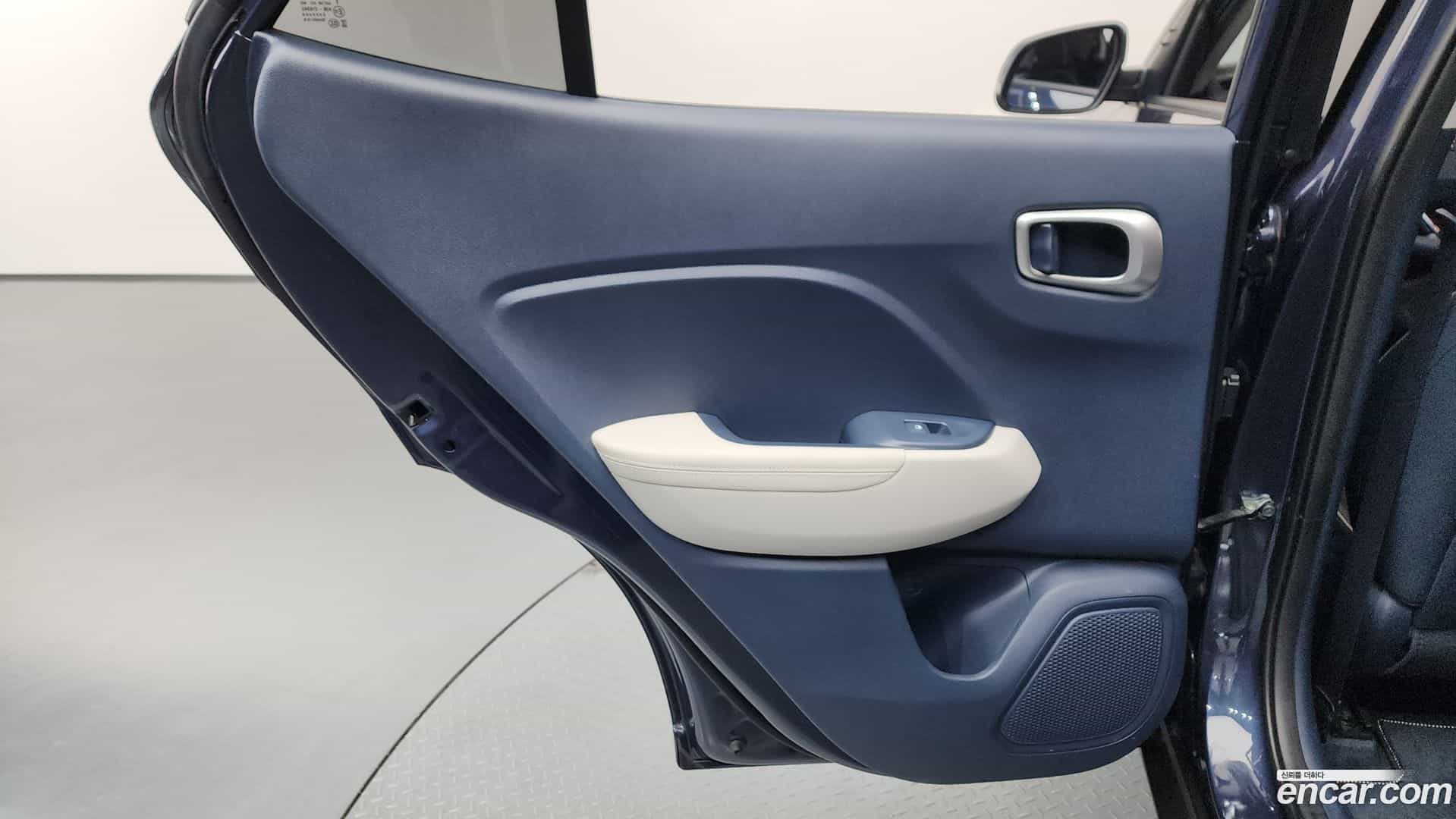 Venue Hyundai 2020.5-INNER-035