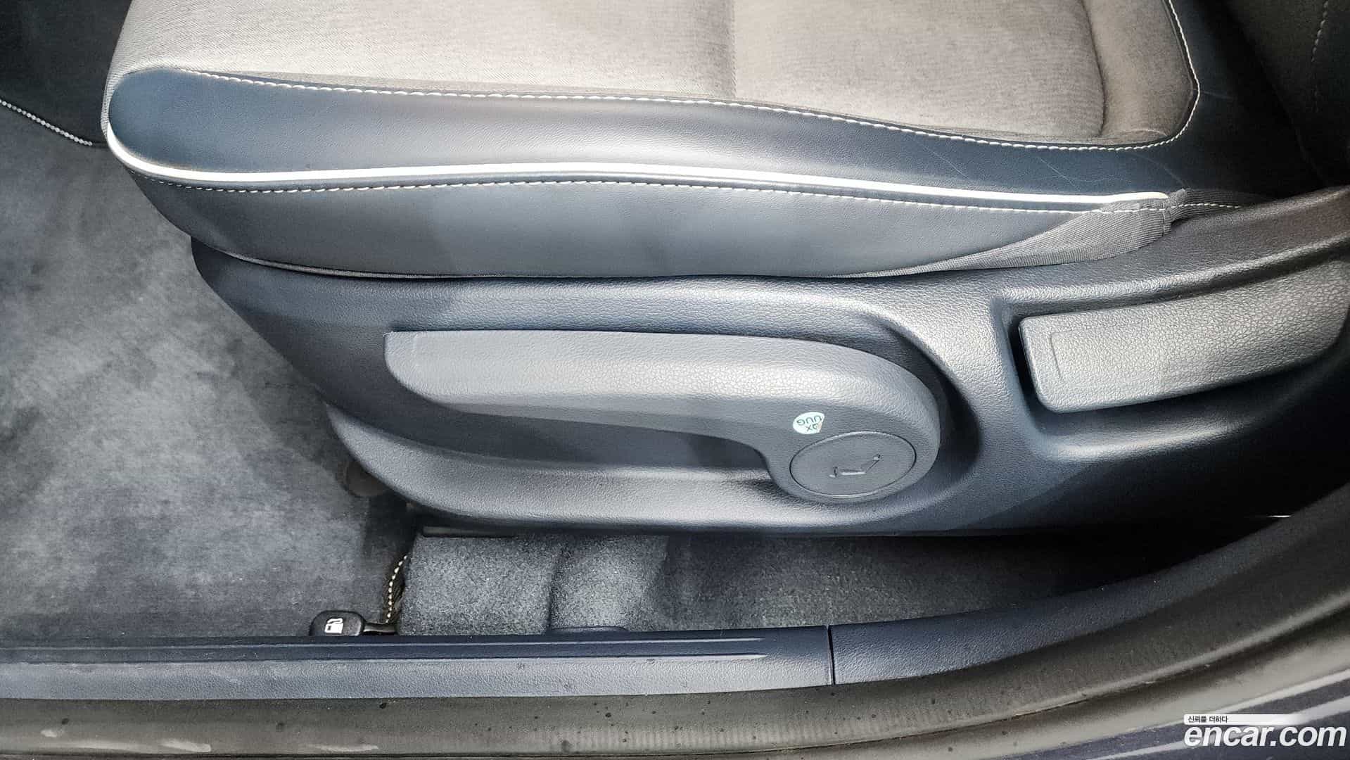 Venue Hyundai 2020.5-OPTION-044